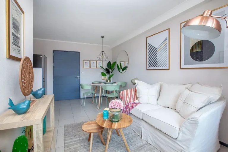 D_NQ_NP_2X_681288-MLC99146011754_112025-F-plaza-quilicura-maestra