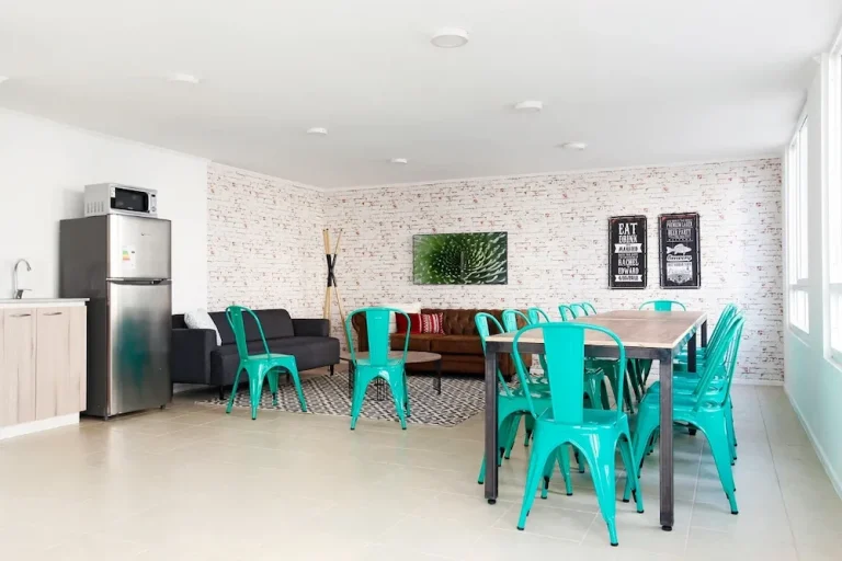 D_NQ_NP_2X_731646-MLC99627381205_112025-F-plaza-quilicura-maestra